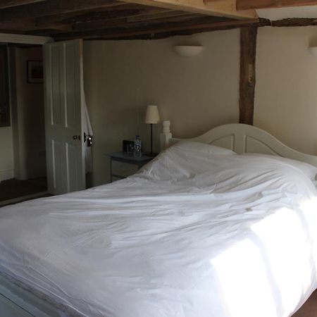B&B South Downs Way Poynings Екстериор снимка