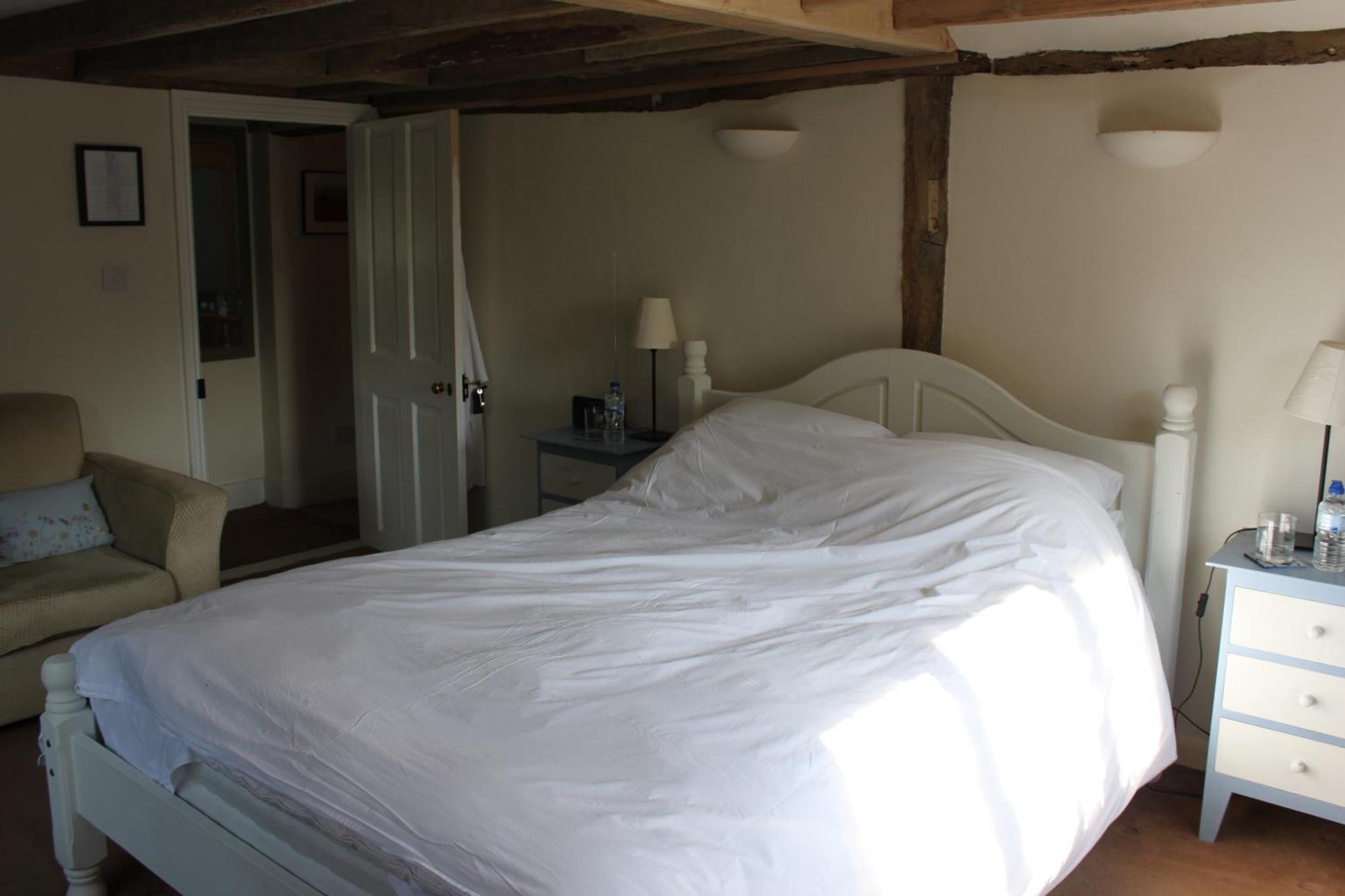 B&B South Downs Way Poynings Екстериор снимка